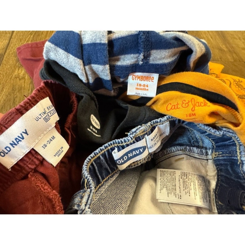 Toddler‎ Baby Boy Clothes 18-24 Months Shirts Pants Jeans Fall Winter Lot Family - Picture 9 of 10